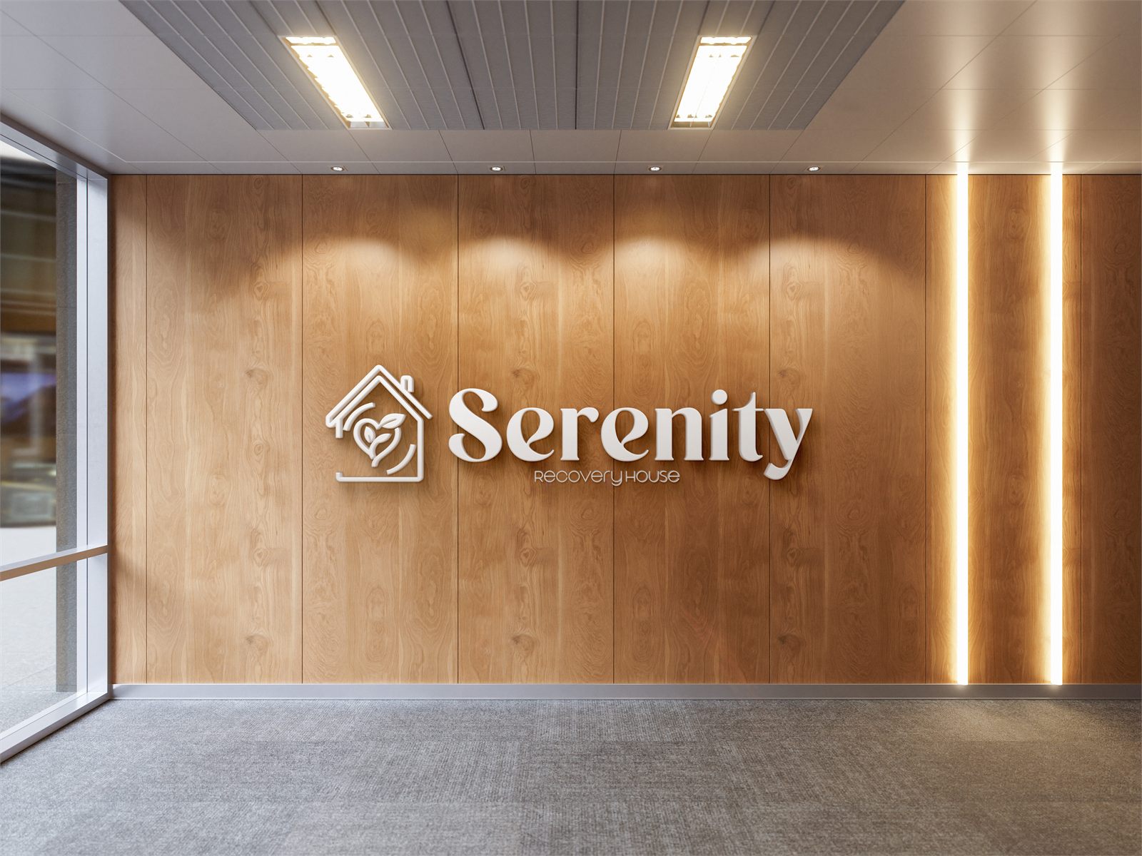 Logotipo de Serenity Recovery House sobre muro de madera